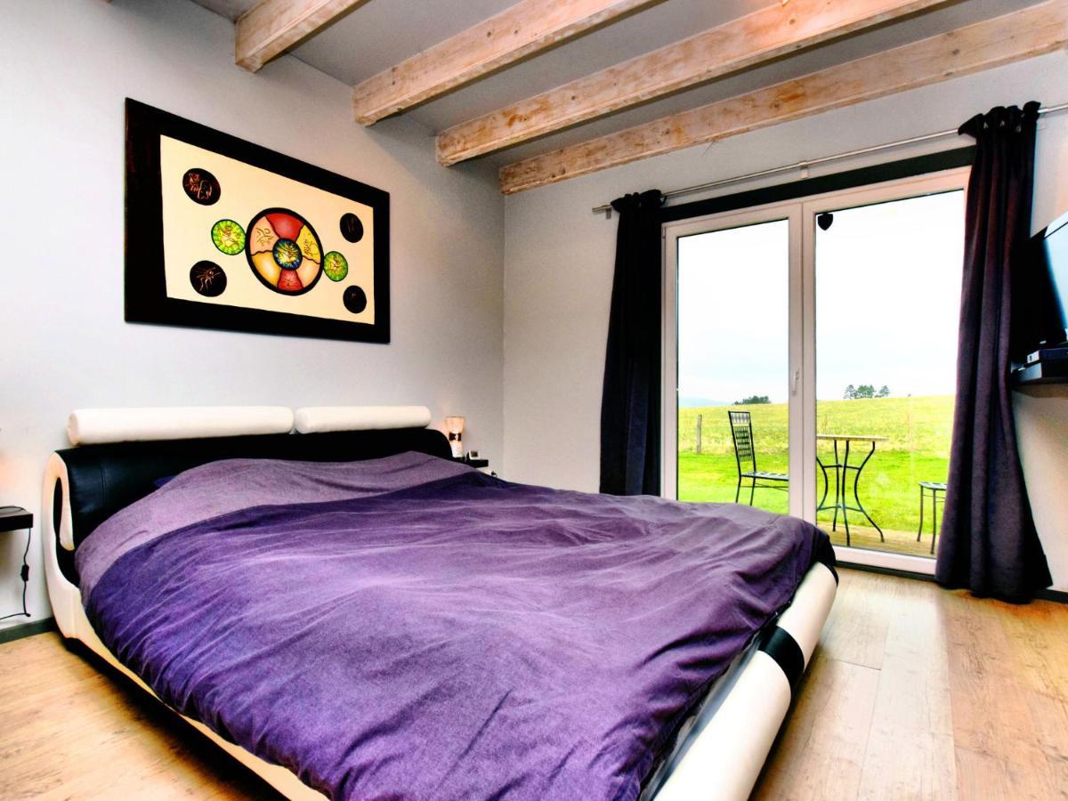 Beautiful Villa With Heated Outdoor Pool Manhay Exterior photo