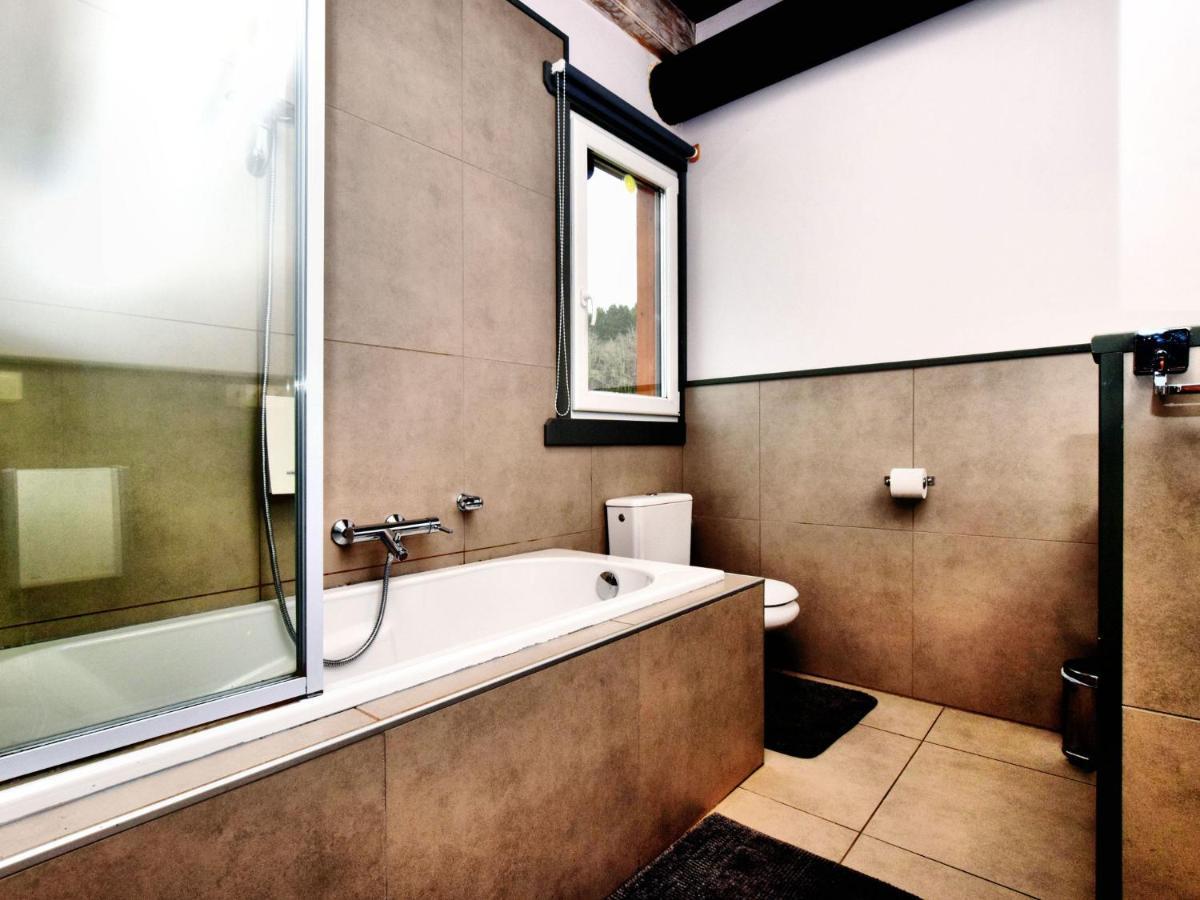 Beautiful Villa With Heated Outdoor Pool Manhay Exterior photo